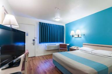 Motel  Green River