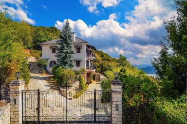 Villa  Ioannina