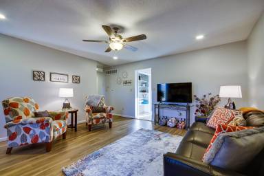 Apartment Fireplace Round Prairie Township