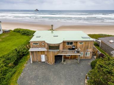 House  Arch Cape
