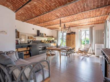 80 m² House