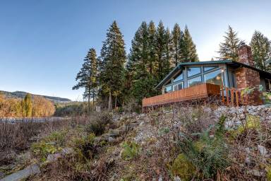House May Creek