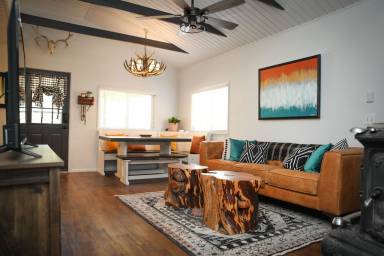 Cottage Pine