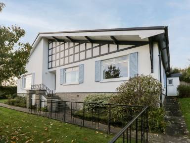 130 m² Cottage