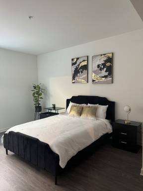 Charming entire unit in delightful West Hollywood with AC, WiFi 