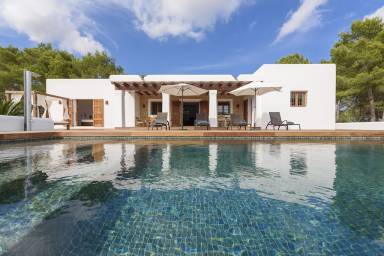 Huis Tuin Santa Eulària des Riu