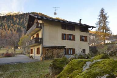 Appartamento con giardino e terrazza