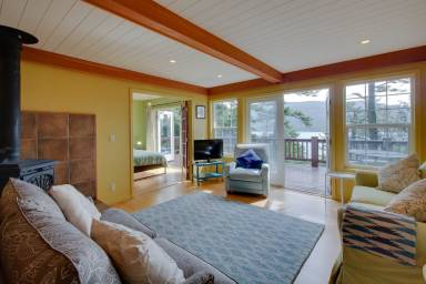 House West Sound