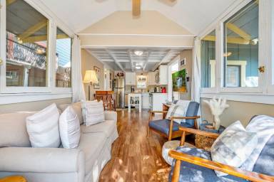 Cottage Gateway