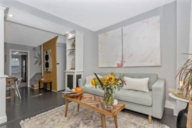 House Pet-friendly Mount Olivet Heights