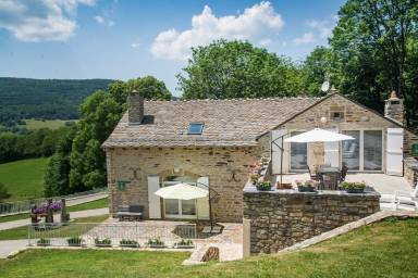 Maison de vacances conviviale et familiale avec barbecue | Vue montagne
