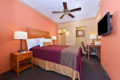 Motel  Porterville