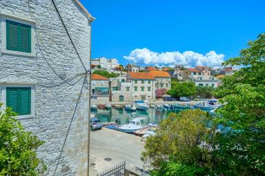 Villa mit Grill, Terrasse und Garten | Wasserblick