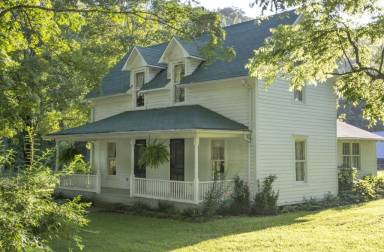Farmhouse Ponca