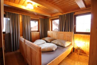 Hus  Fügen