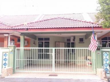 House Kampung Sena