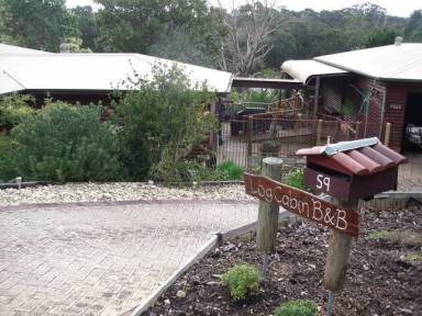 Bed and breakfast  Pemberton