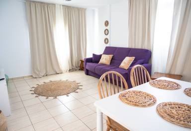 Apartamento vacacional con terraza | Vistas a la montaña