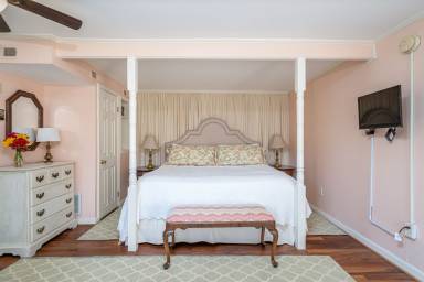 Bed and breakfast  Williamsburg