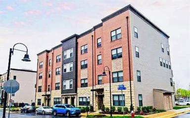 House  Ashburn