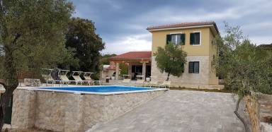 Villa Verunić