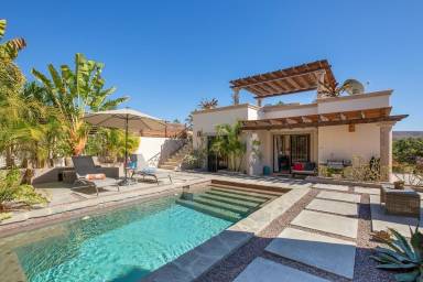 House Todos Santos