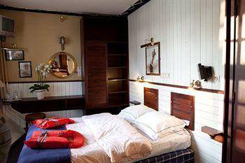 Boat Hotel De Barge — photo 2