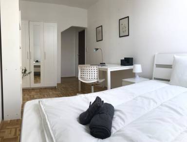128 m² Private room