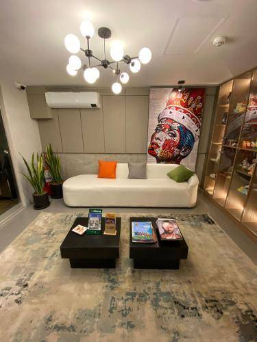 Yours Hotel Lifestyle — photo 5