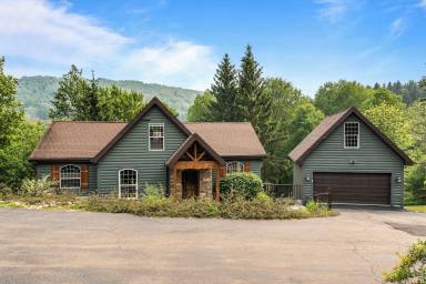 Chalet Ellicottville