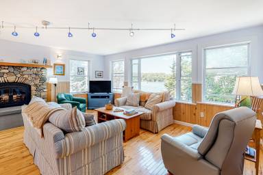 House  Phippsburg