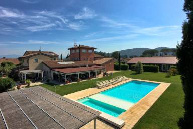 Hus  Grosseto