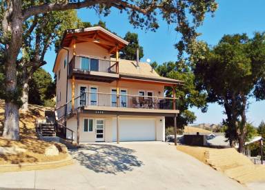 House Lake Nacimiento