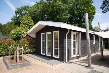 Tolles Chalet mit Terrasse, Pool und Grill | Haustierfreundlich