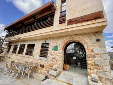 Casa Madarcos