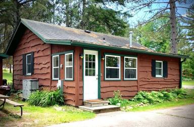 Cottage Three Lakes