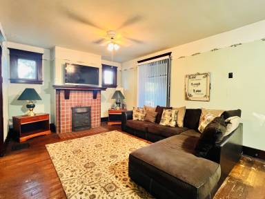 Farmhouse East Uniontown