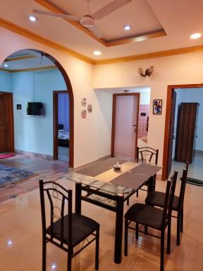 House Pet-friendly Ulubari