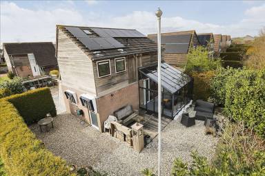 House  Grou