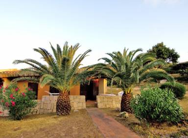 Casa a Costa Serena con piscina e giardino