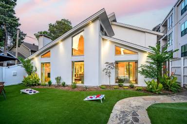 House  Oak Lawn