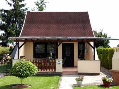 House Balcony/Patio Sembzin