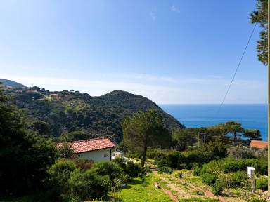 Appartamento con terrazza e giardino