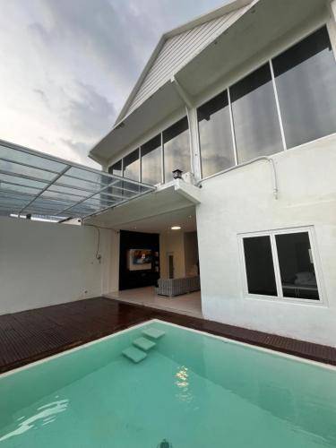 250 m² Villa