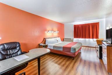 Motel Air conditioning King City