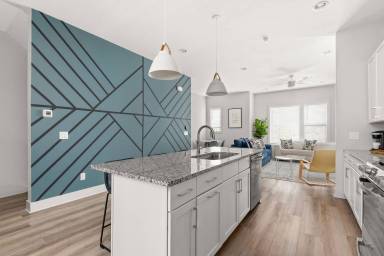 188 m² Condo