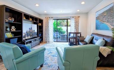 121 m² Condo