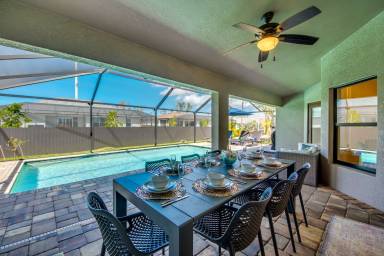 Villa Saint James City