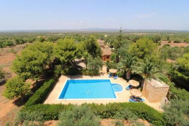 120 m² House
