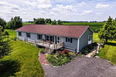 Farmhouse Pet-friendly Ashley